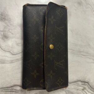 Louis Vuitton Brown Monogram wallet